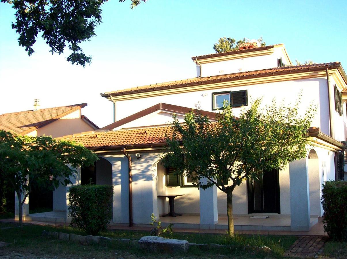 Apartman Dora Пула Екстер'єр фото
