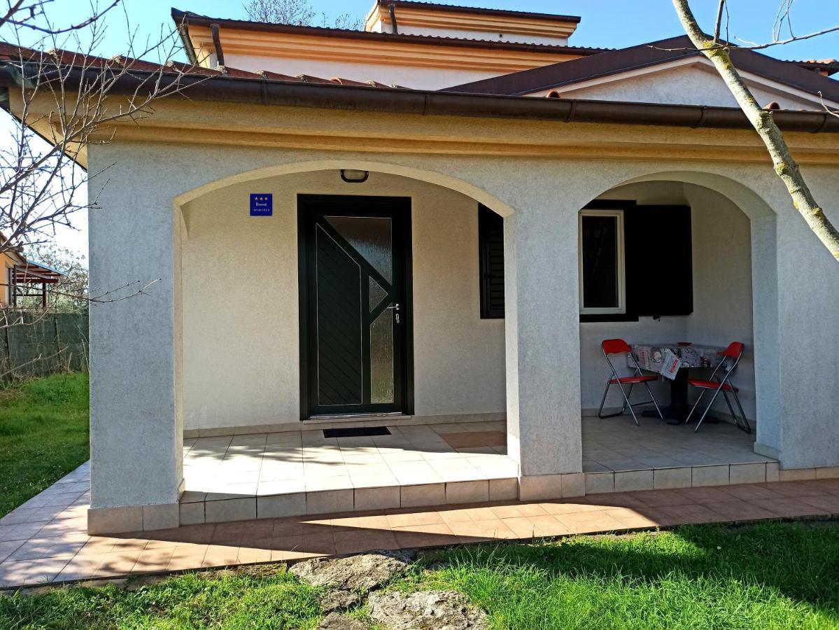Apartman Dora Пула Екстер'єр фото