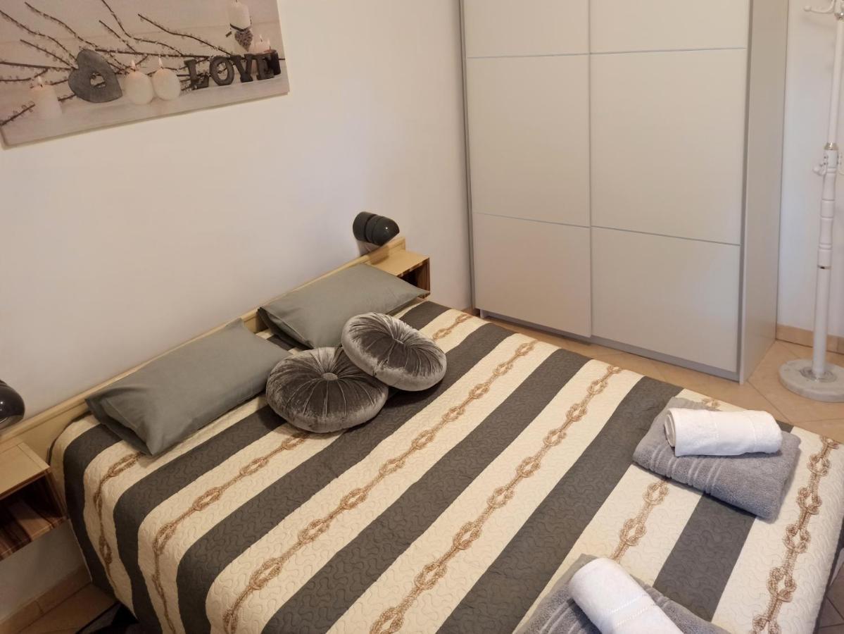 Apartman Dora Пула Екстер'єр фото