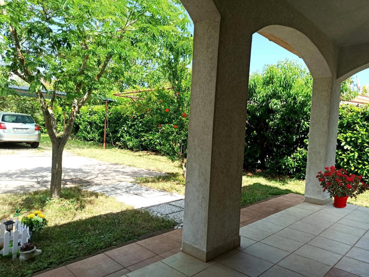 Apartman Dora Пула Екстер'єр фото
