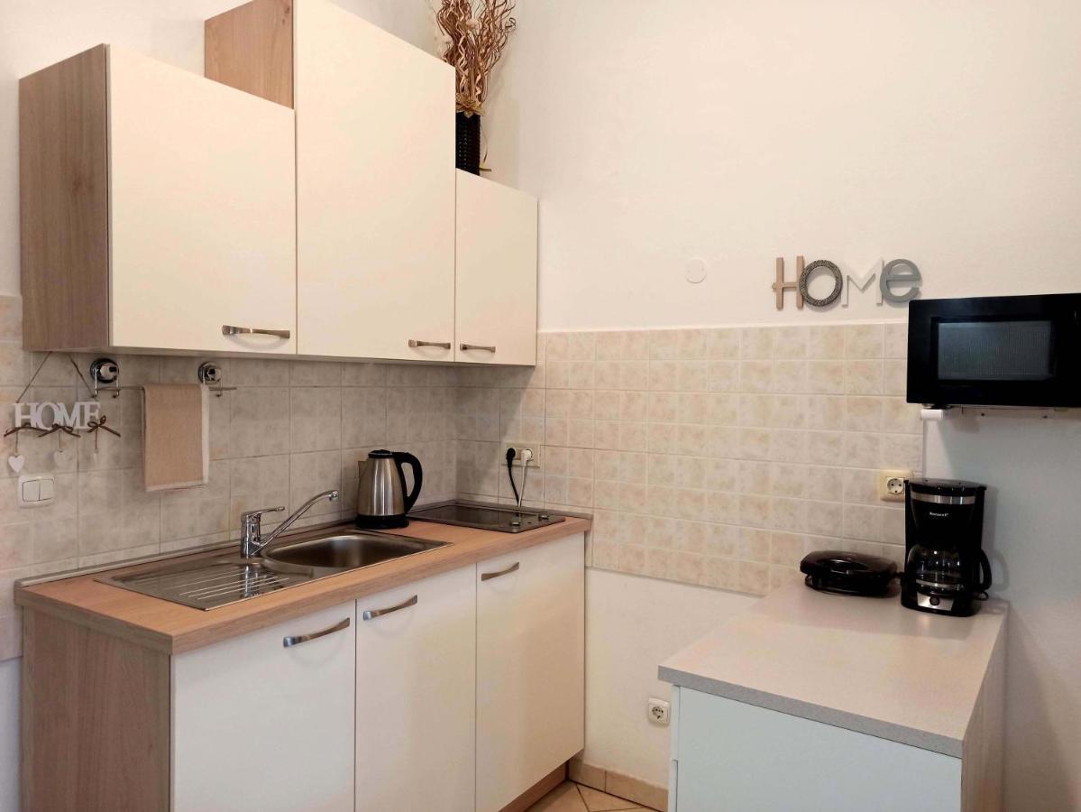 Apartman Dora Пула Екстер'єр фото