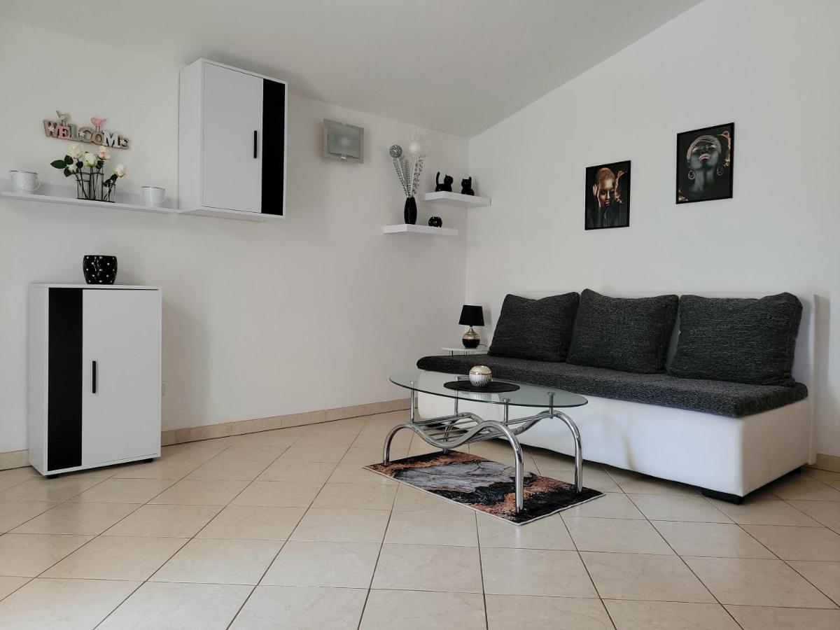 Apartman Dora Пула Екстер'єр фото