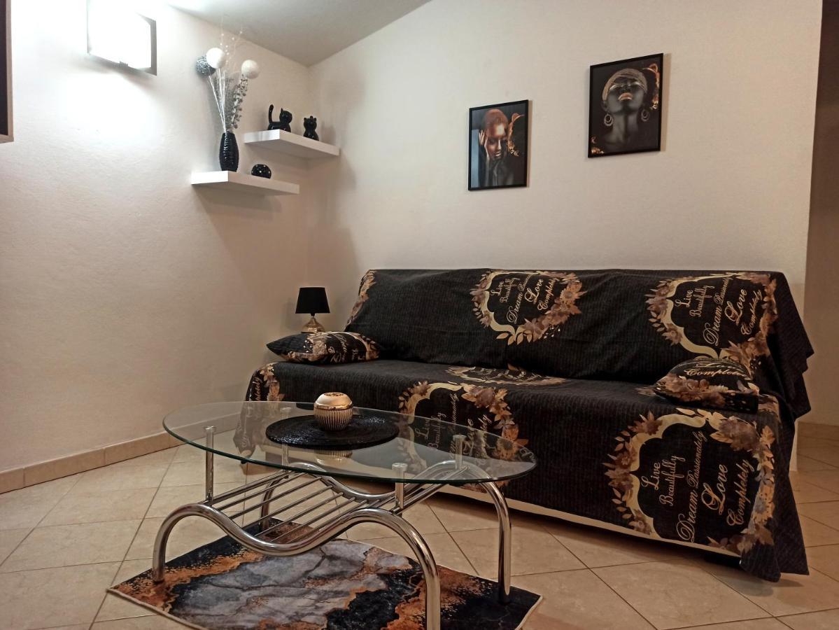 Apartman Dora Пула Екстер'єр фото